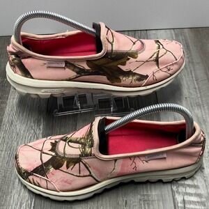 Skechers Women's Size 7.5 GoWalk  Pink Camo Slip On Shoes